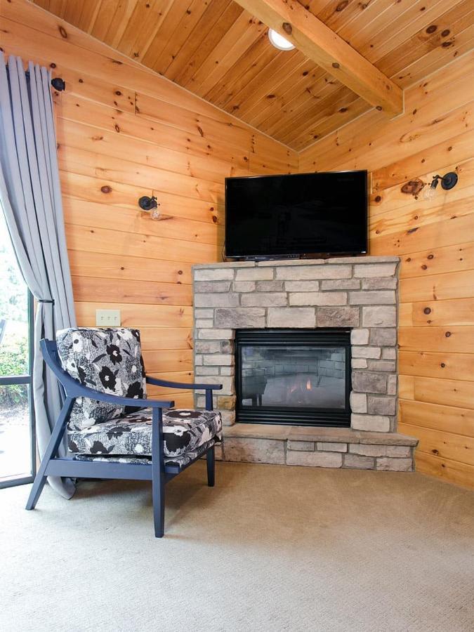 Farmhouse Suites By Amish Country Lodging Millersburg Eksteriør bilde