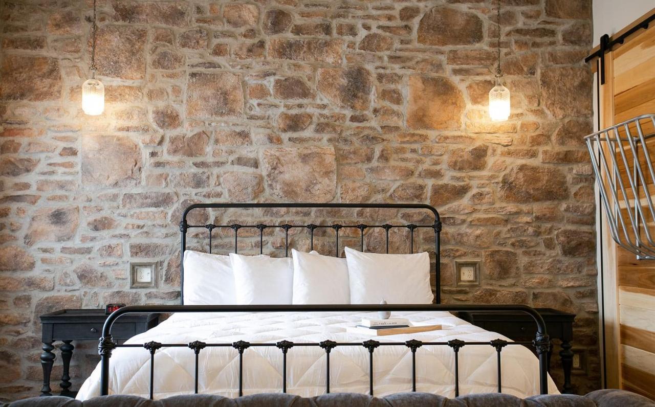 Farmhouse Suites By Amish Country Lodging Millersburg Eksteriør bilde