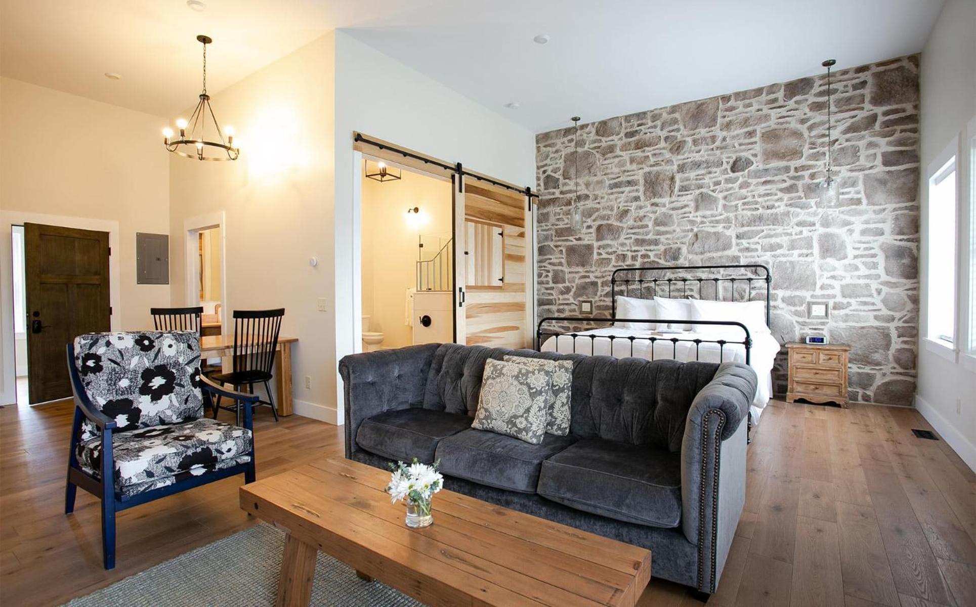 Farmhouse Suites By Amish Country Lodging Millersburg Eksteriør bilde